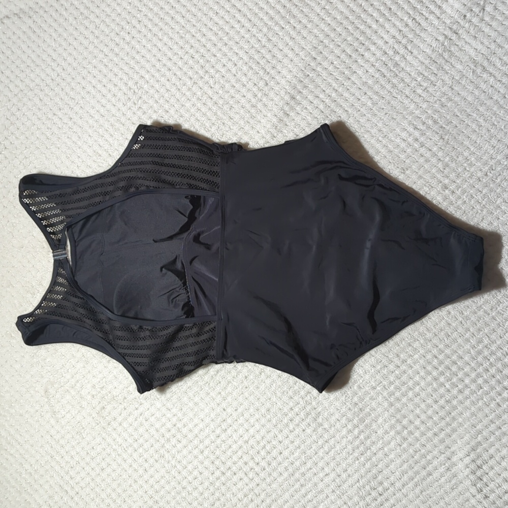 Cupshe Black Backless Tummy Control One Piece Swimsuit - Picture 6 of 10